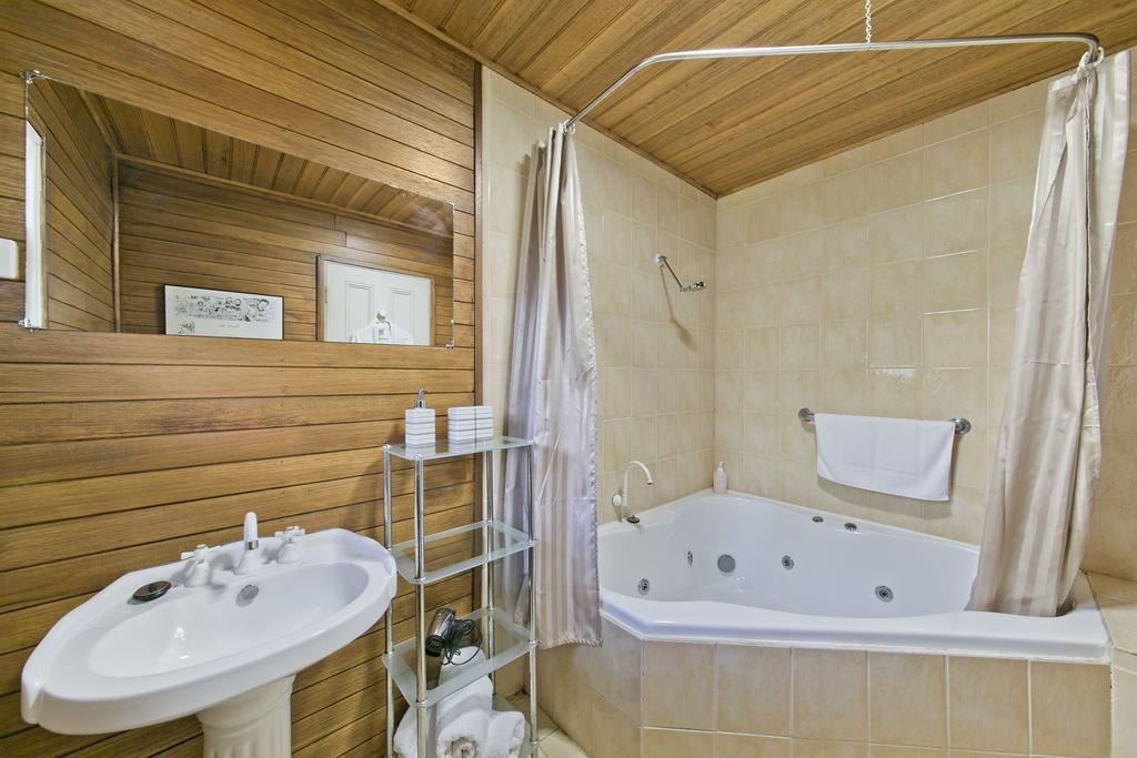 Hillside Country Retreat Hotel Йорк Екстериор снимка